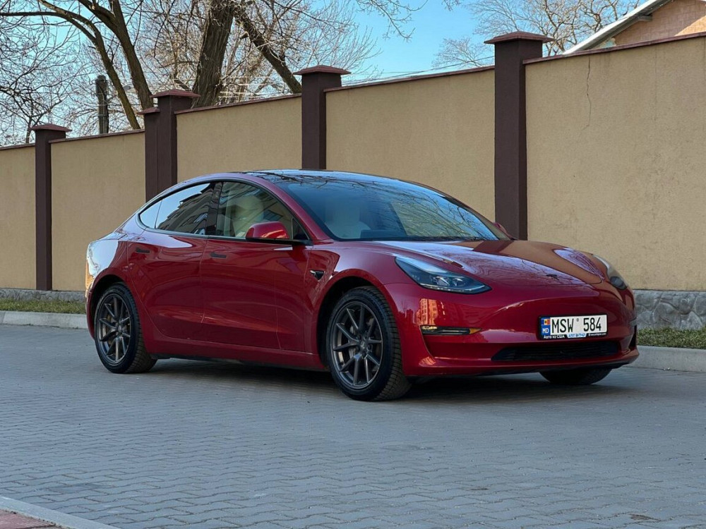 Tesla Model 3 2018 год Тирасполь Тирасполь - изображение 3