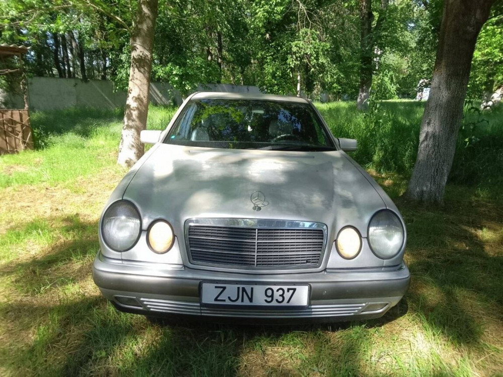 Mercedes E-Class 1997 год Тирасполь Тирасполь - изображение 1
