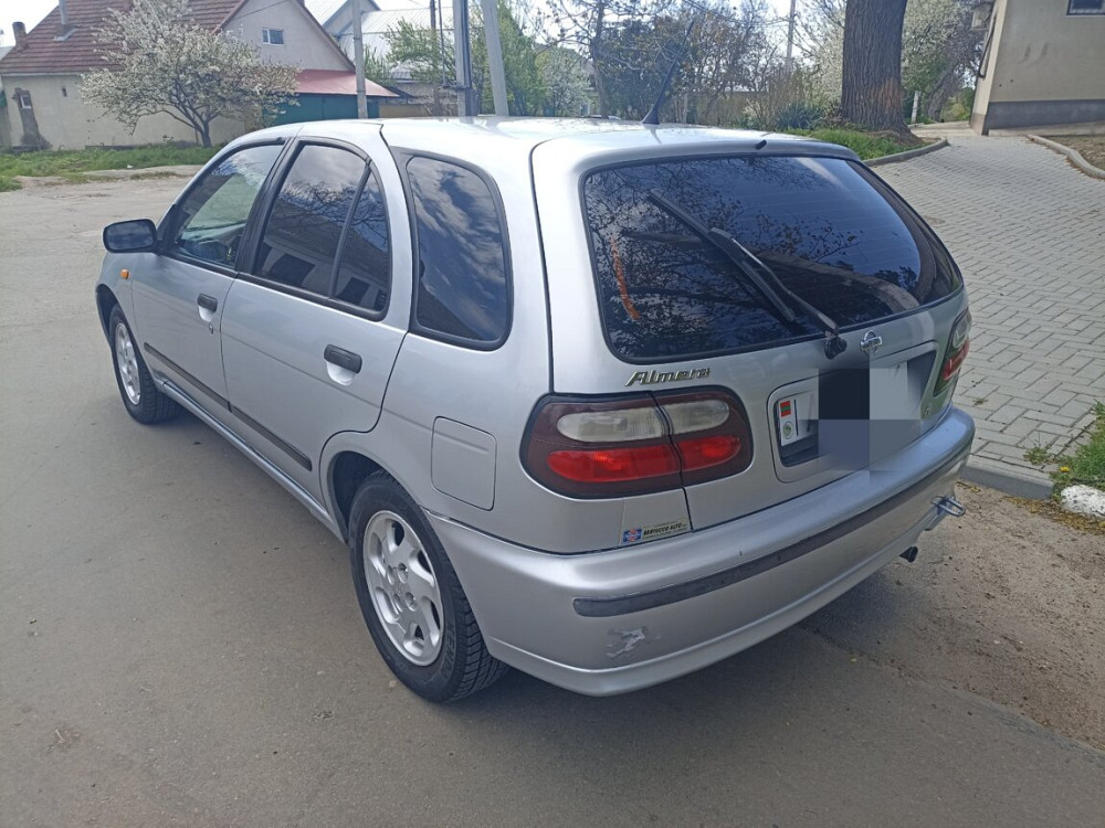 Nissan Almera 2000 год Бендеры Бендеры - изображение 3