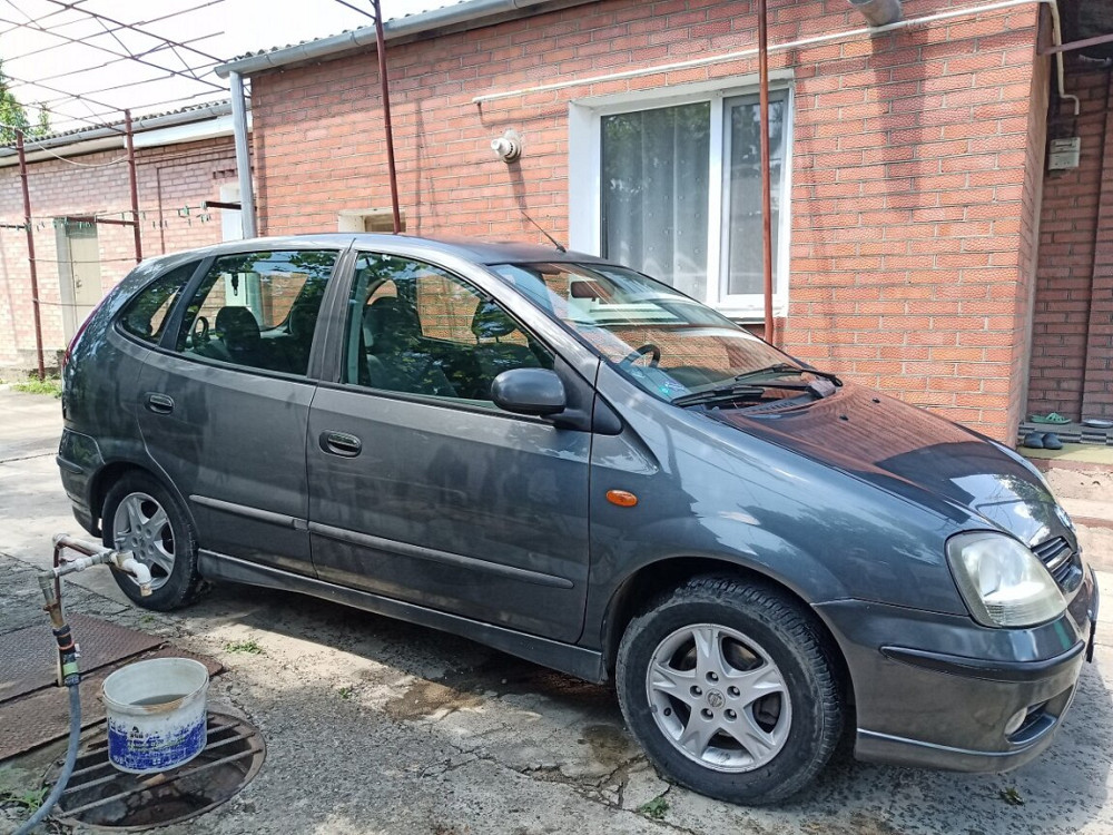 Nissan Almera Tino 2005 год Суклея Суклея - изображение 1