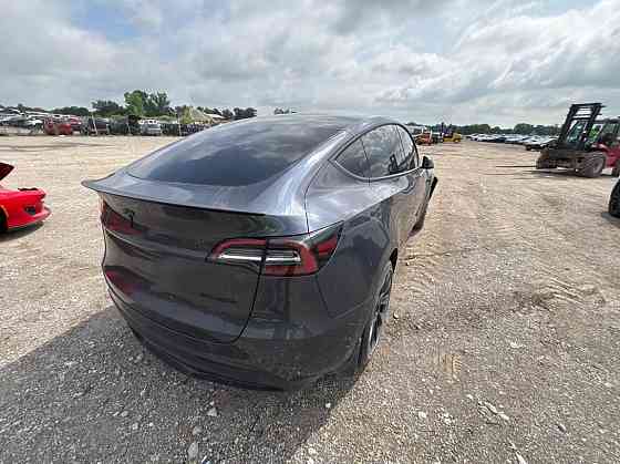 Tesla Model Y 2021 год Кишинёв Кишинёв