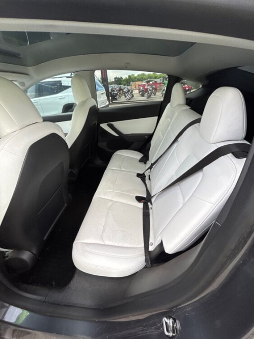 Tesla Model Y 2021 an Chişinău Chişinău - fotografie 6