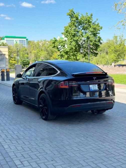 Tesla Model X 2018 an Tiraspol Tiraspol - fotografie 6