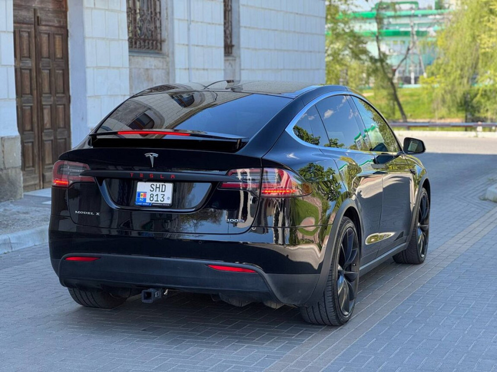 Tesla Model X 2018 an Tiraspol Tiraspol - fotografie 7