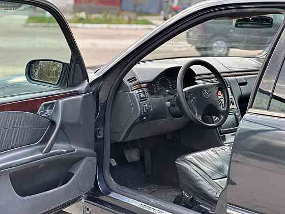 Mercedes E-Class 2000 год Дубоссары Дубоссары