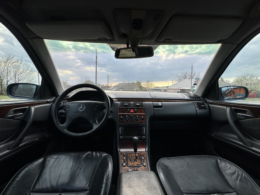 Mercedes E-Class 2000 an Dubăsari Dubăsari - fotografie 8