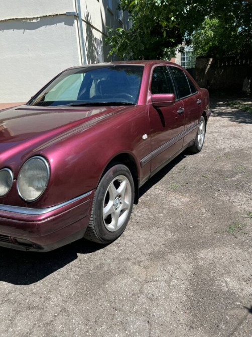 Mercedes E-Class 1996 год Тирасполь Тирасполь - изображение 7
