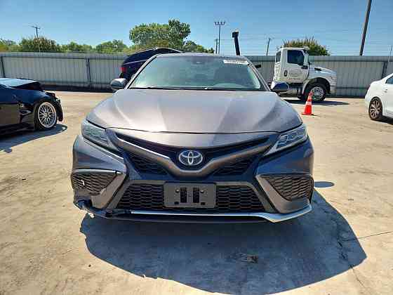 Toyota Camry 2021 год Тирасполь Тирасполь