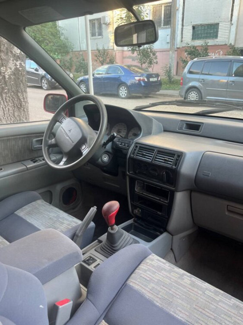 Mitsubishi Space Runner 1995 год Тирасполь Тирасполь - изображение 5