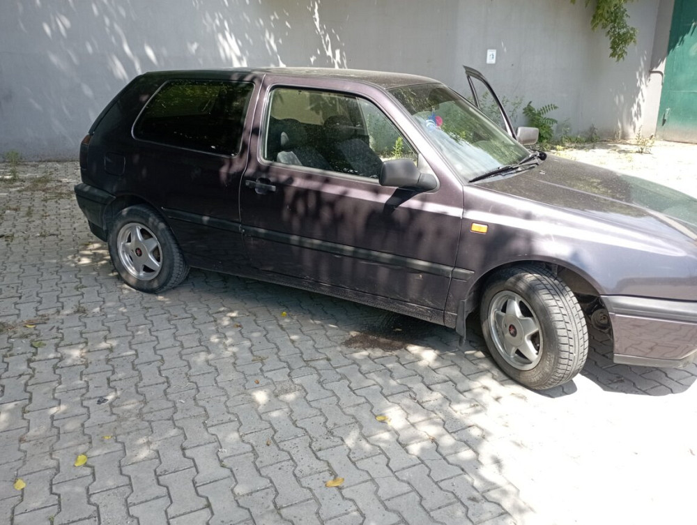Volkswagen Golf 1993 an Rîbnița Rîbnița - fotografie 2