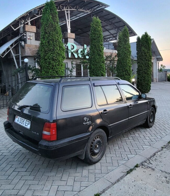 Volkswagen Golf 1995 год Суклея Суклея - изображение 3