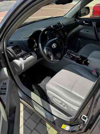 Toyota Highlander 2012 год Тирасполь Тирасполь