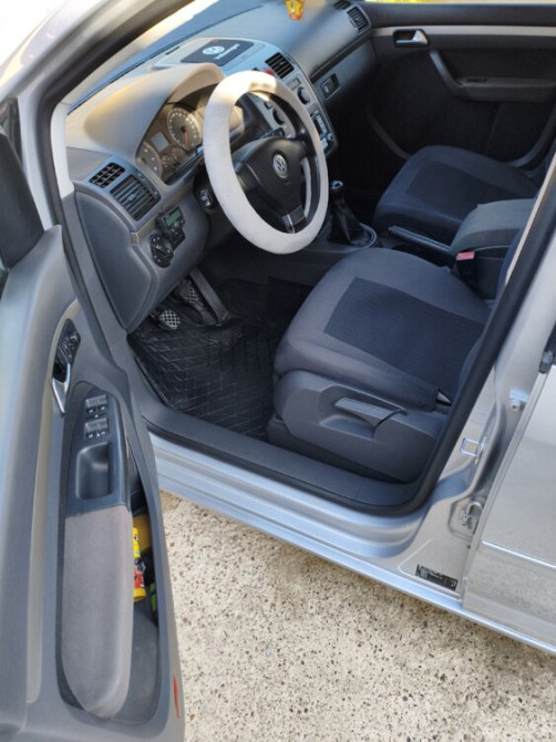 Volkswagen Touran 2007 год Бендеры Бендеры - изображение 4