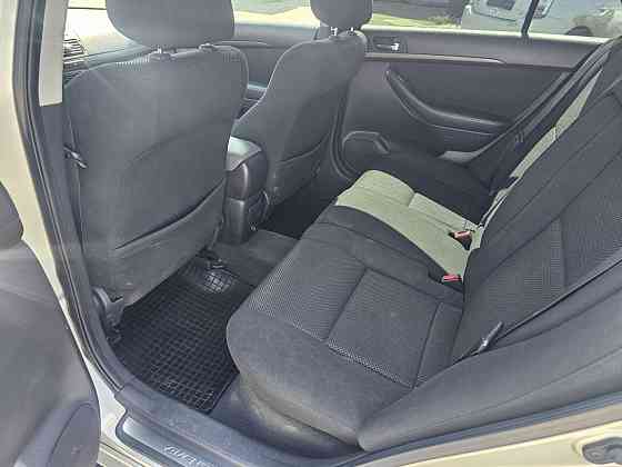 Toyota Avensis 2003 год Тирасполь Тирасполь