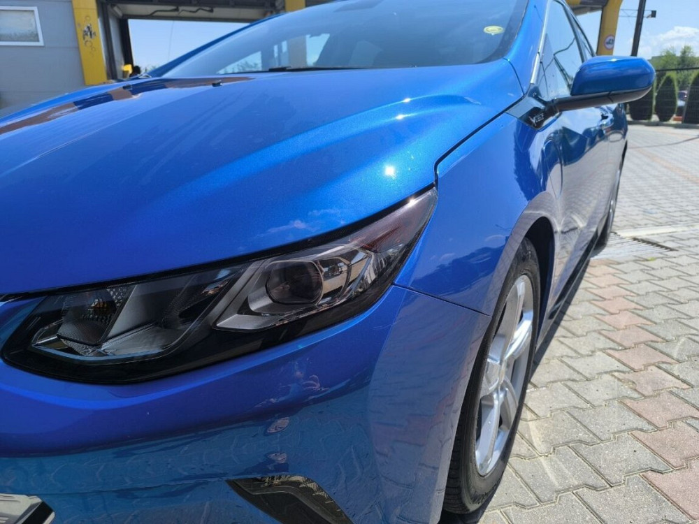 Chevrolet Volt 2018 an Bender Bender - fotografie 2