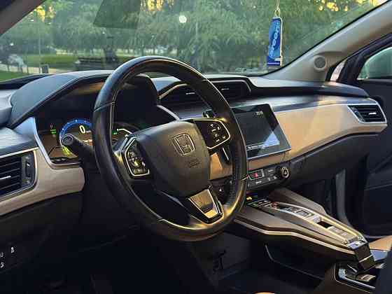Продаётся Honda Clarity  Turing Plug-in Hybrid 2018 г. Тирасполь
