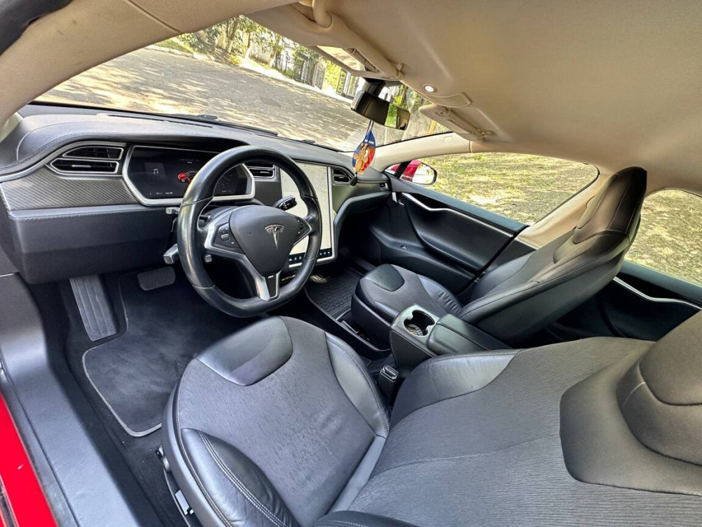 Tesla Model S 2013 год Тирасполь Тирасполь - изображение 4