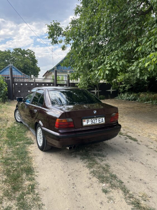 BMW seria 3 1992 an Slobozia Slobozia - fotografie 1
