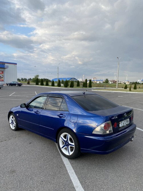Lexus IS 1999 год Бендеры Bender - fotografie 4