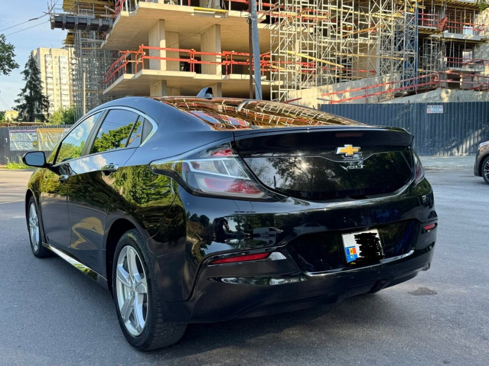 Chevrolet Volt 2018 an Bender Bender - fotografie 2