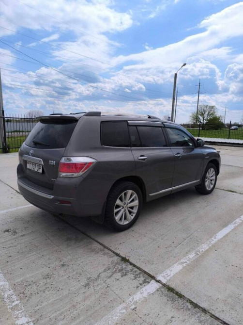 Toyota Highlander 2012 an Tiraspol Tiraspol - fotografie 2