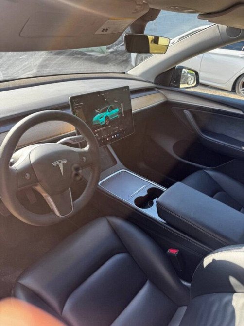 Tesla Model Y 2023 год Тирасполь Тирасполь - изображение 2