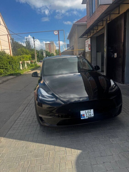 Tesla Model Y 2023 год Тирасполь Тирасполь - изображение 1